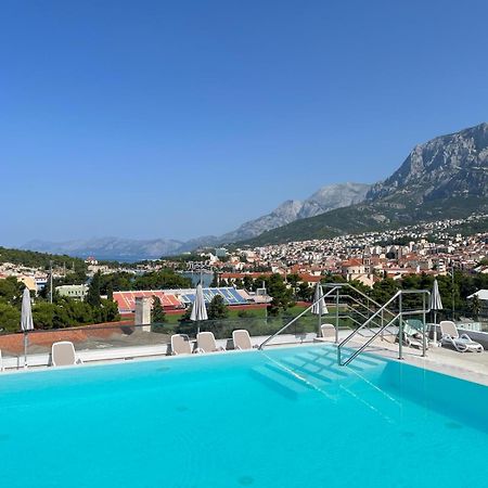 Uzelac Apartment With Pool Makarska Eksteriør bilde