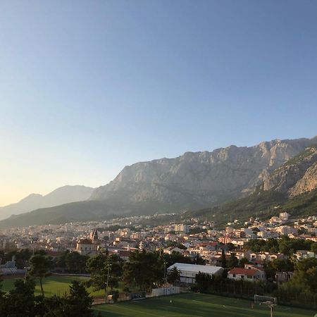 Uzelac Apartment With Pool Makarska Eksteriør bilde