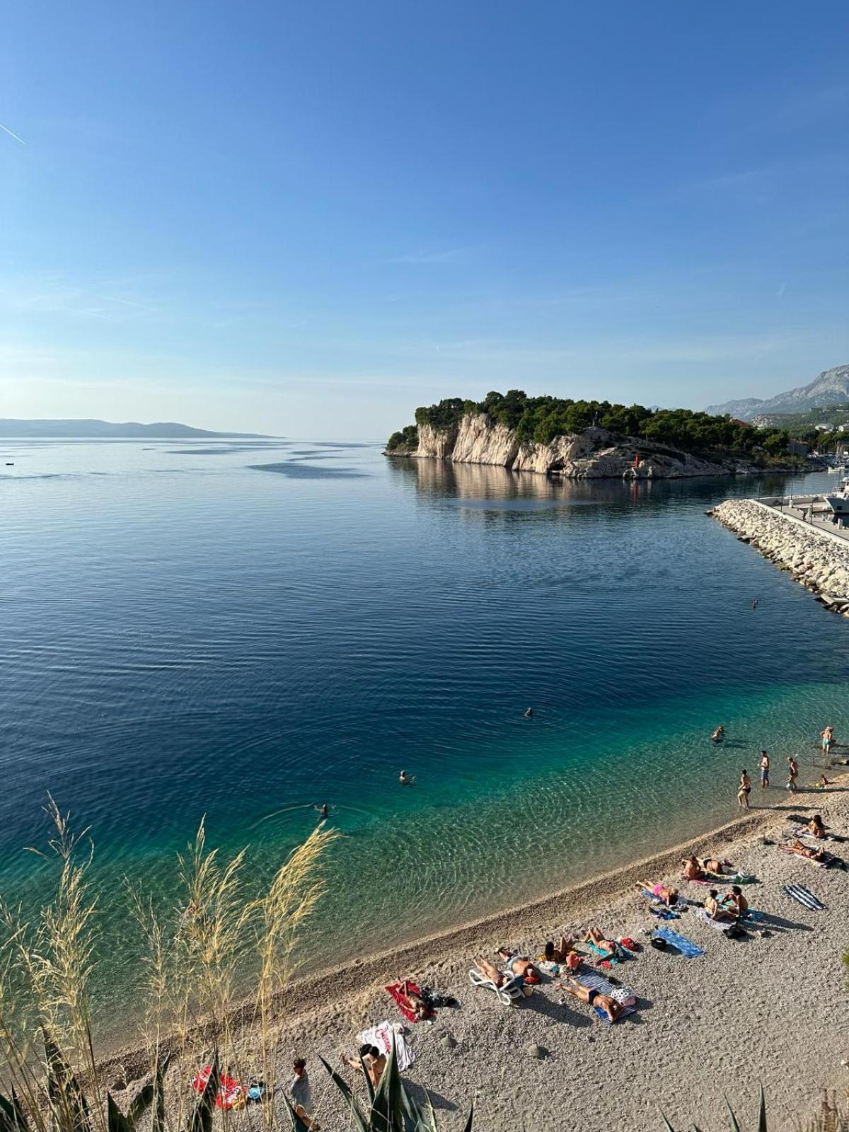 Uzelac Apartment With Pool Makarska Eksteriør bilde